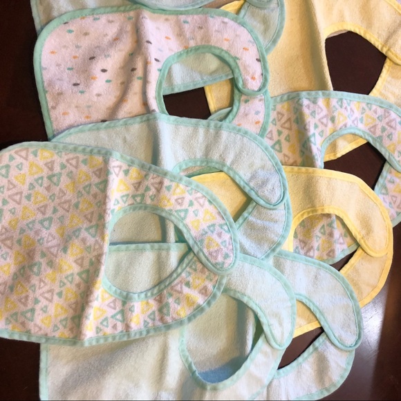👶🏼 Bibs 👶🏼 - Picture 3 of 5